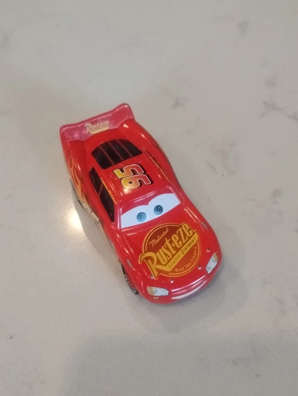 Cars Lightning McQueen Rust-eez Edition Die-Cast Toy Car - Red